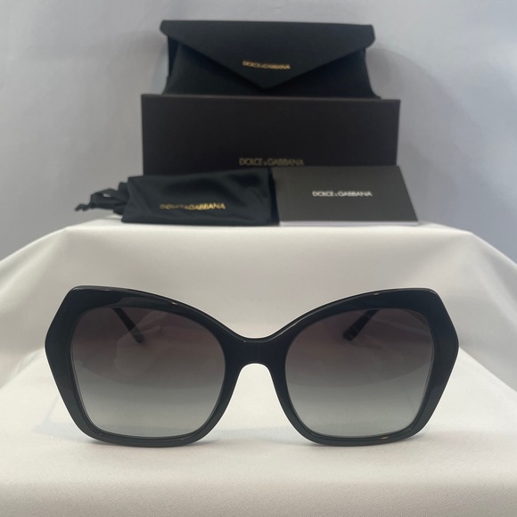 Dolce & Gabbana DG4399 Oversized Square Black-Gold/Gray Gradient Sunglasses 55mm - Picture 1 of 16